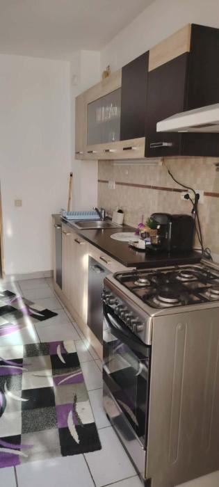 Cozy 1 bed apartment to let for short or long term