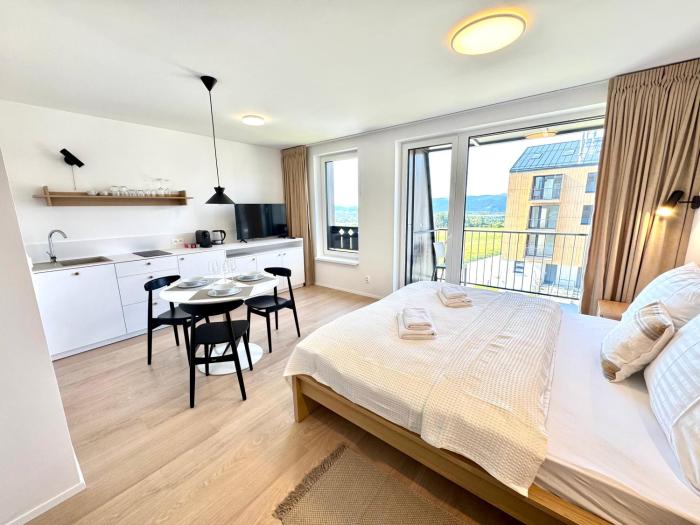 Monte Vista Apartment - Private Indoor Parking