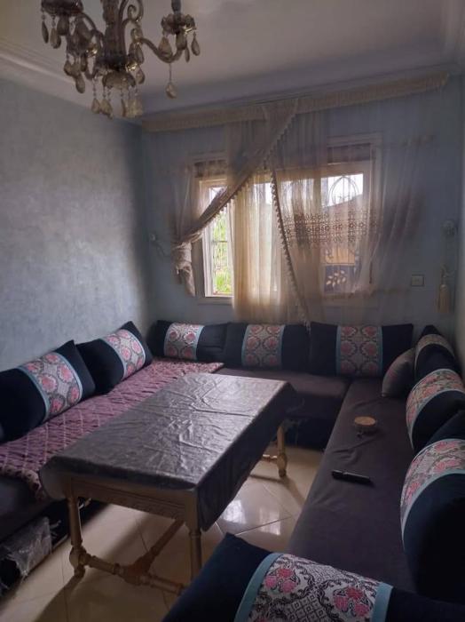 Spacious 2-Bedroom Apartment Near the Beach with Free Parking