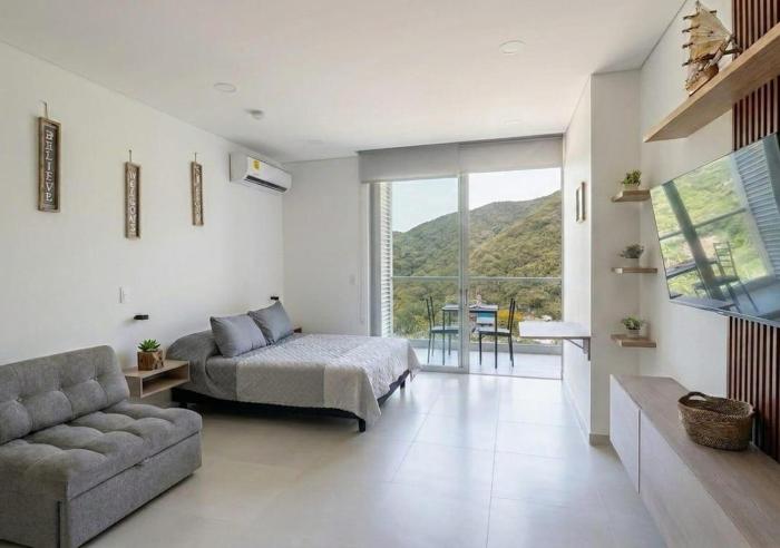 Modern apartment steps from the sea in Santa Marta