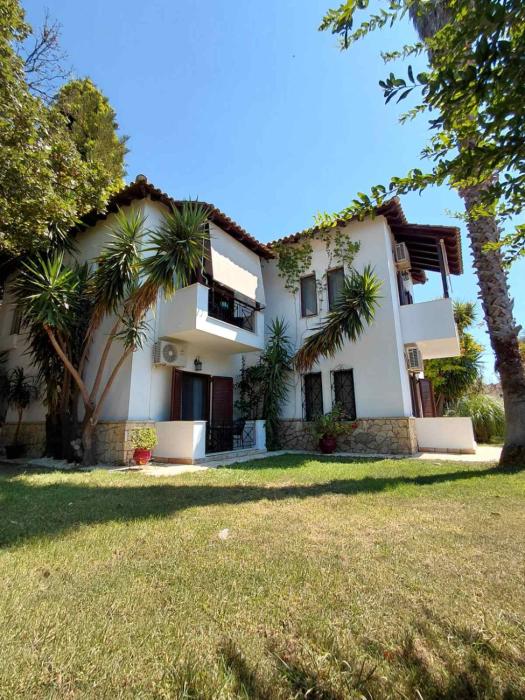 Villa Dina