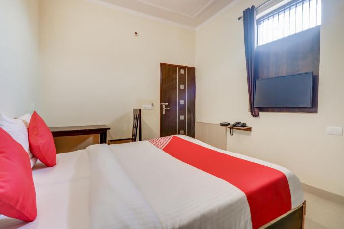 Hotel O Sapphire Near Omaxe Gurgaon Mall
