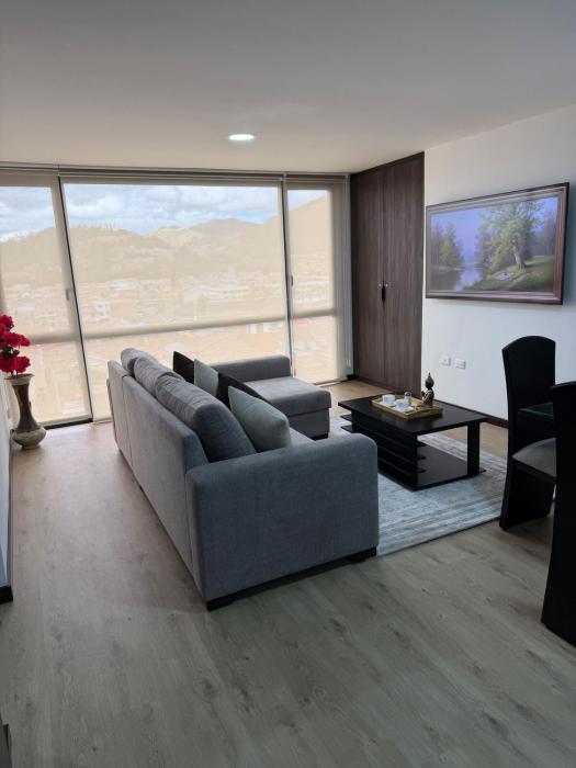 2BR New Penthouse amazing View Pool and Parking