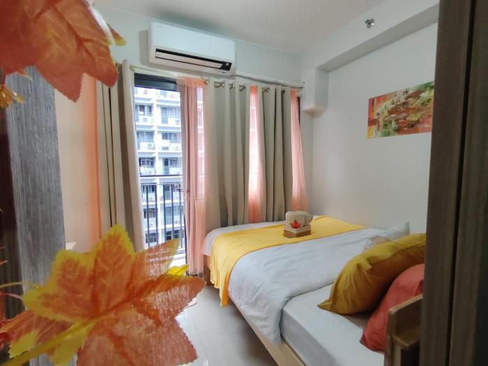 Staycation Condo near MOA Airport Ikea