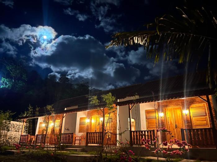 Selong Belanak Farmhouse