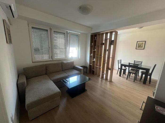 The Cousin Apartment - Free Parking Available