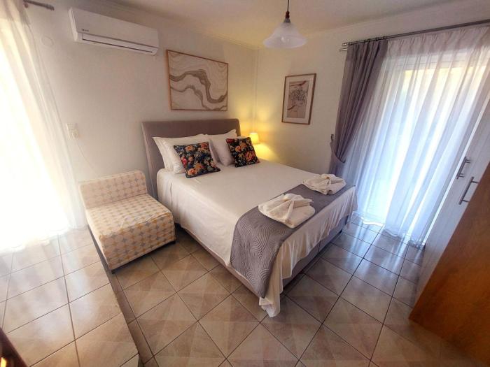 Elenis Apartments Igoumenitsa - Γκαρσονιέρα στο ισόγειο επιπλωμένη, εξοπλισμένη