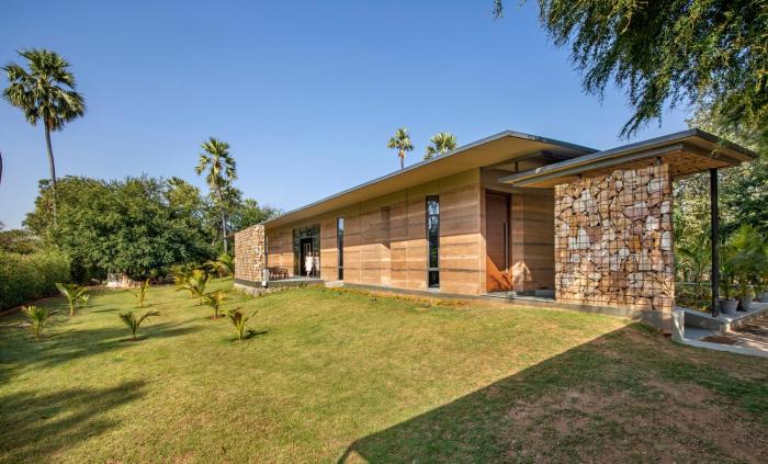 The Earth House Award-Winning Luxury Villa