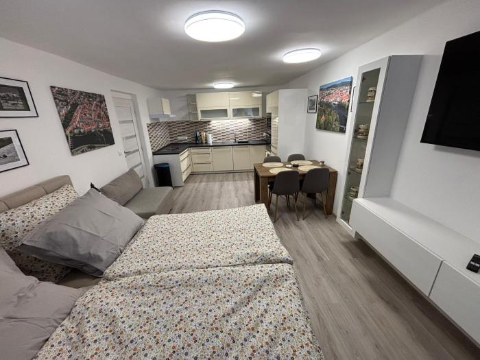 Apartmán 1, Heydukovka