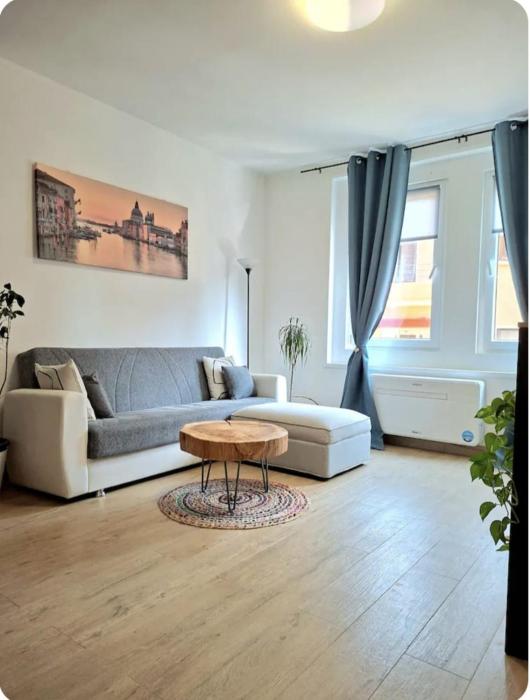 Modern Apartment 15-min-to-Venice