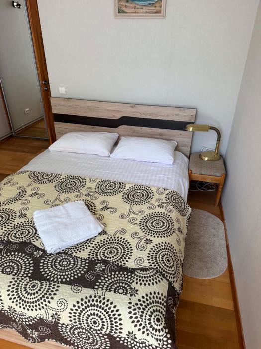 Peaceful Apartment with Balcony I Great Location I Cohost