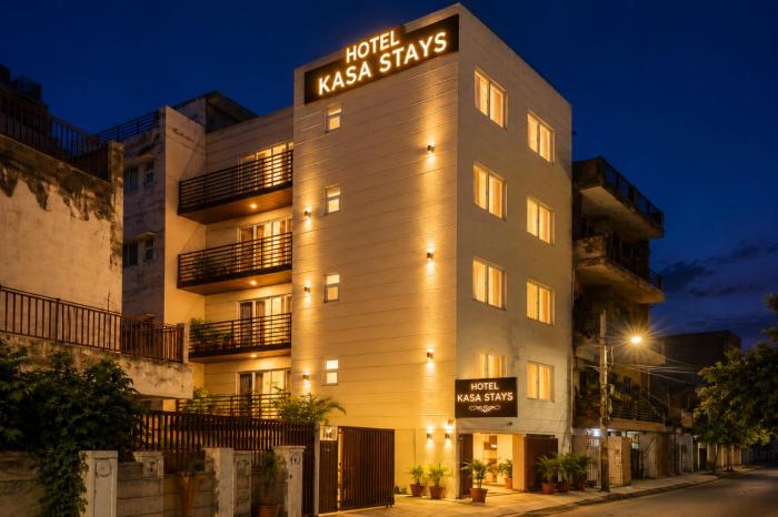 Hotel Kasa Stays - Ramesh Nagar Metro