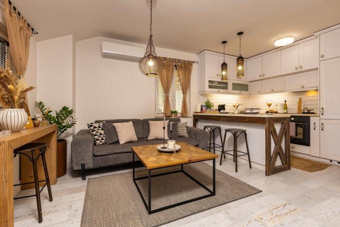 Stylish 1BD Flat with a terrace near the centre of Plovdiv by Flat Mаnager