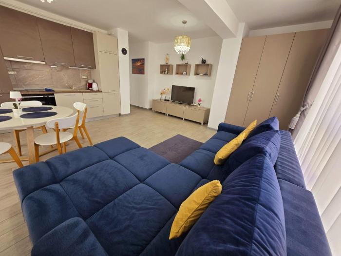 Beach Side Luxury Apartment - Beach Pool & Spa Resort langa plaja