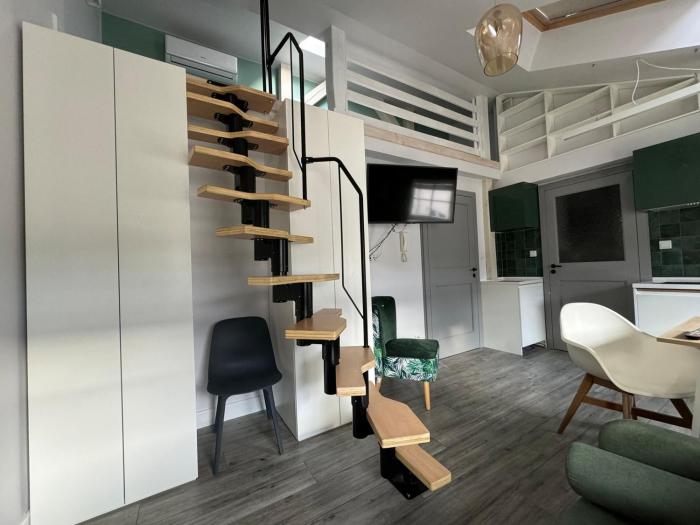 Forest Nook Main Square Loft