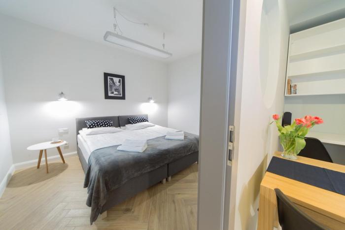 M5 Main Square Stylish One Bedroom