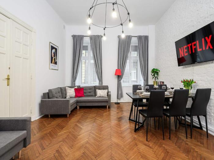 Apartment near Moniuszko Park