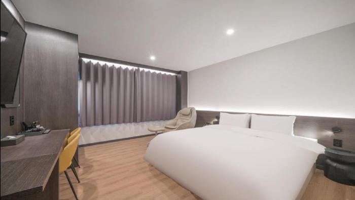 HOTEL lantana