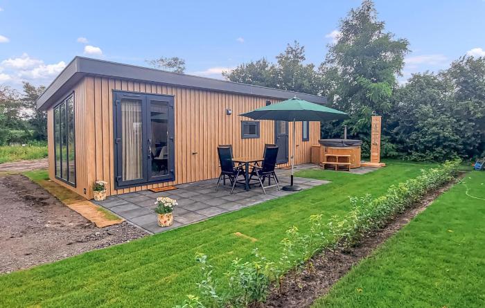 2 Bedroom Cozy Home In Oude Pekela