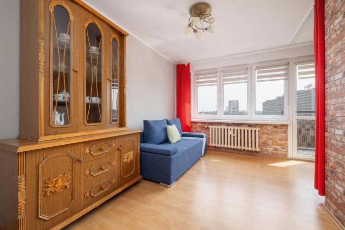 Spacious Studio with Balcony in Katowice by Noclegi Renters