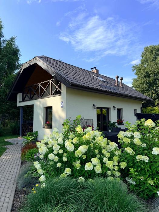 Laukakmeņu oāze - holiday house with sauna and hot tub