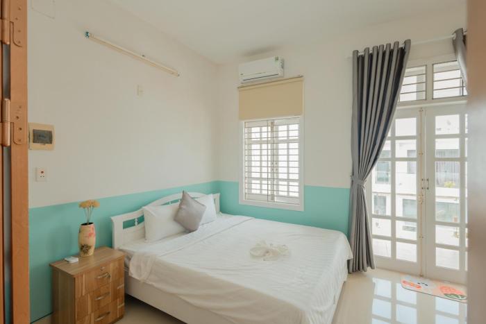 A room in Cool House