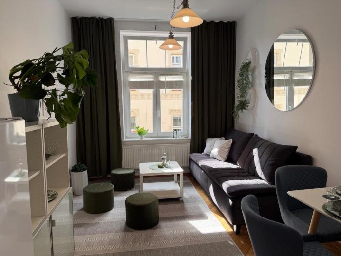 Stylish apartment close to the Old Town