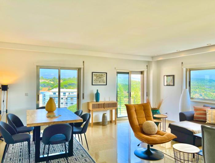 Castle Apartment - The Most Beautiful View of the Castle of Sesimbra!