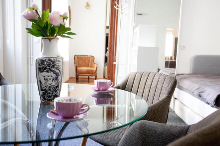 Basilica -Quiet, Privat, Balcony, the best area
