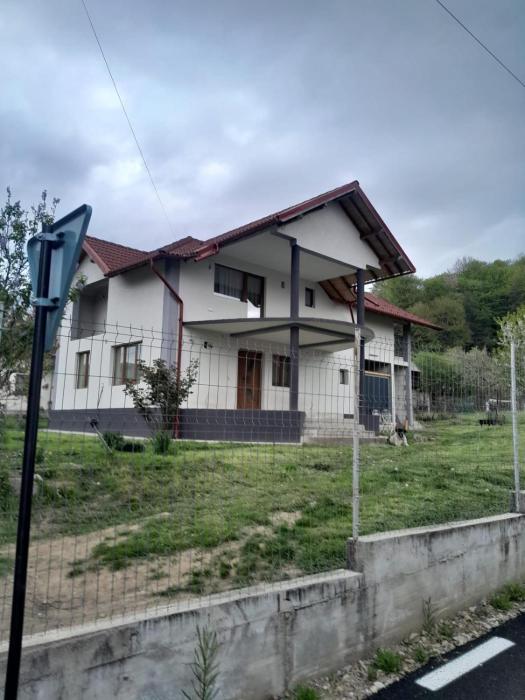 HomeAdeya