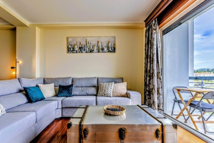 Fogo Mountain View - 3BR, 2WC with sea volcano view