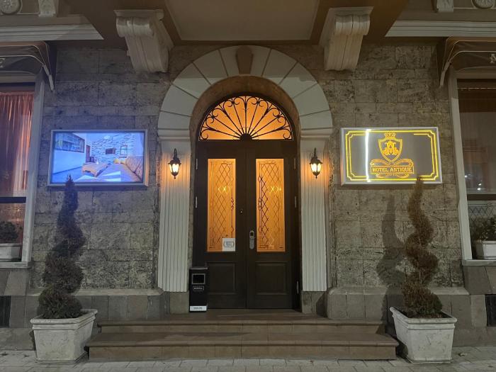 Hotel Antique - free private parking