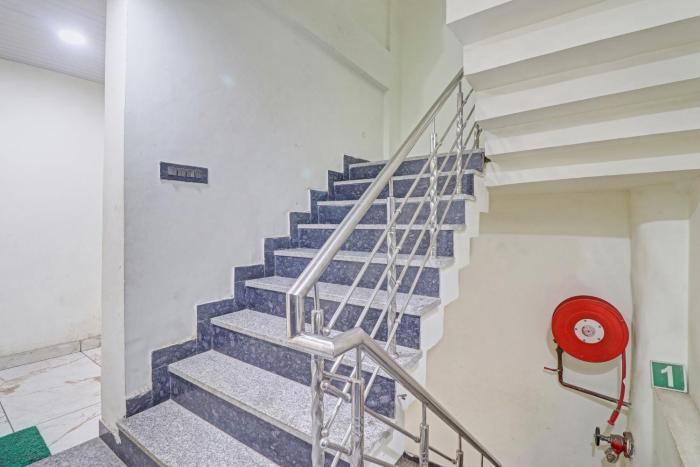 Hotel O Bhavya Residency