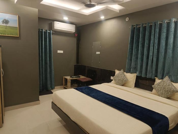 FabHotels Divo