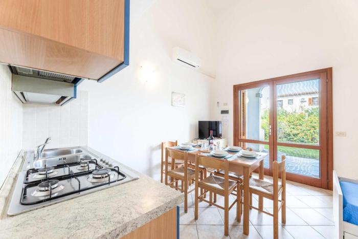 Charming Le Dimore di Budoni 2 Bedroom Apt T6