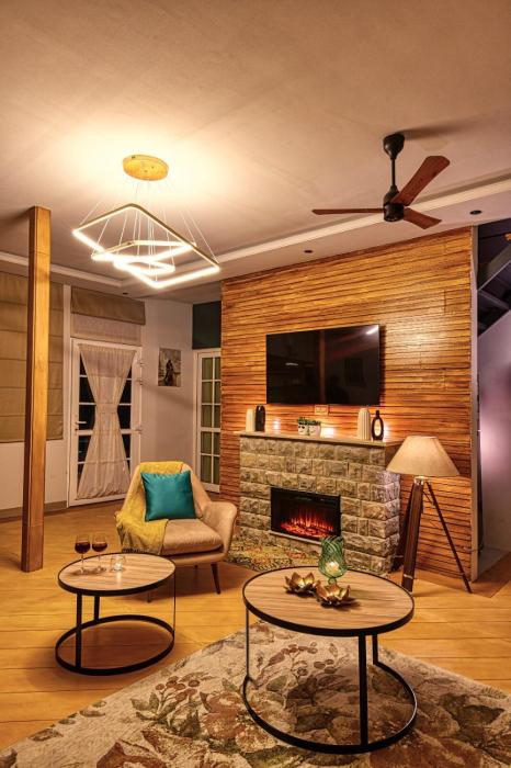 Hillside Cabin Cozy 2BHK BY 8MH Kasauli- Dharampur