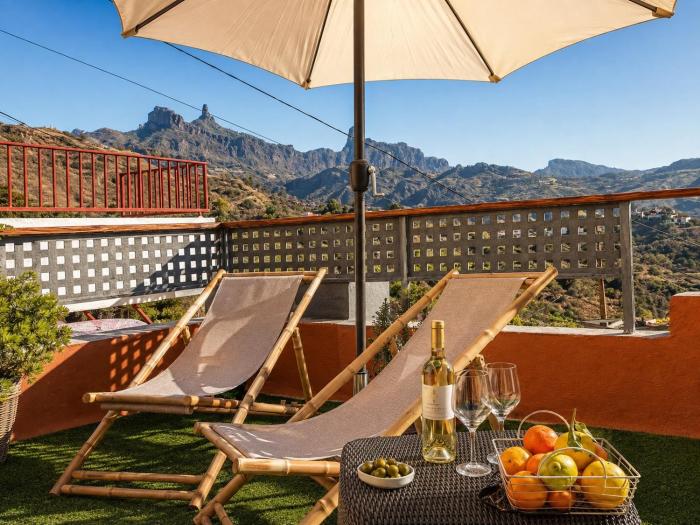 Casa Ada con Terraza Panorámica al Roque Bentayga by Canarias Prime Homes
