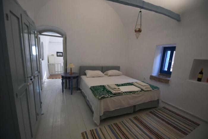 Avgonima Sunset Medvial Suite