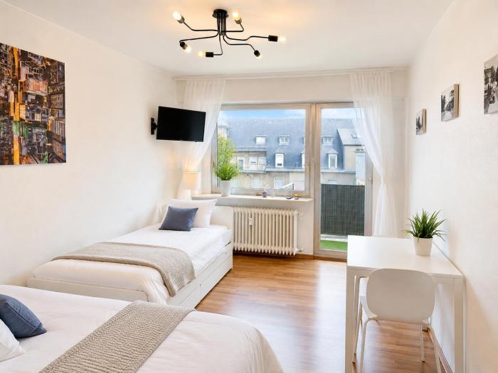 City & Tram apartment