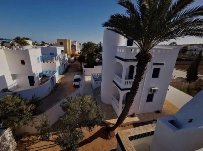 Villa de luxe sur trois étages pour groupes