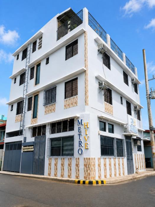 Metrohive Apartment - Cozy Studio Near NAIA Airport & PITX