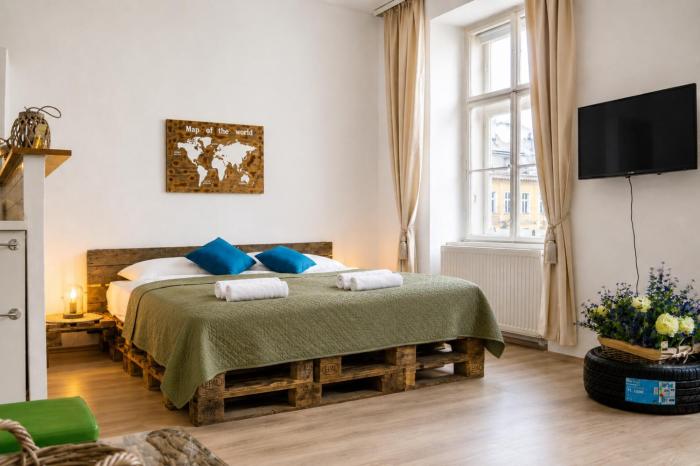 Elegant 1BR Apartment 2 Min from Rennweg Station
