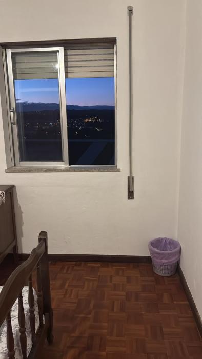 Quarto duplo de solteiro em viseu