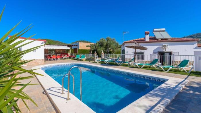 Casa Cerrito Prado del Rey by Ruralidays