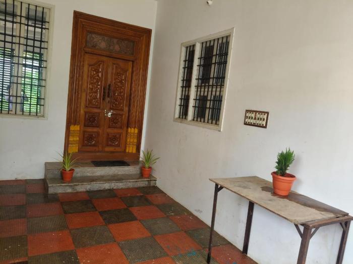 Seasons 4 villa