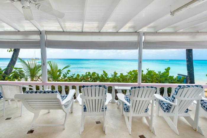 Beachfront Tropical Retreat - Belair 4 bed