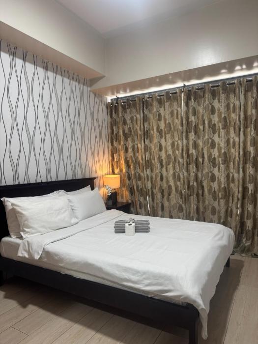 Comfy 1BR Across International Airport