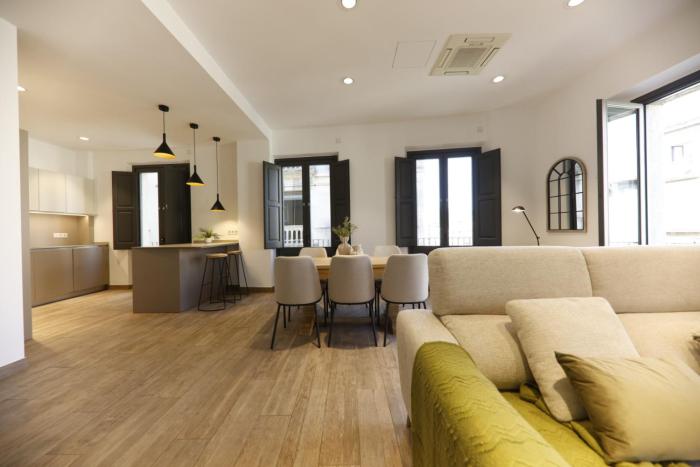 Bravissimo Rambla Llibertat, Monthly Apartment