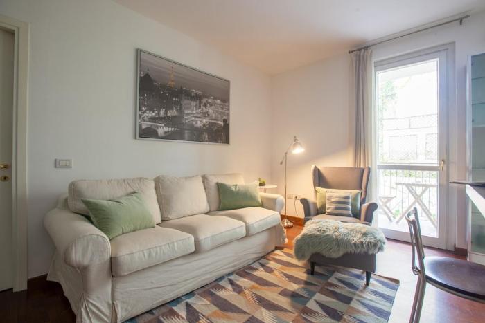 HACCA Collection - Bright 1BR with Balcony - Iconic Ticinese District