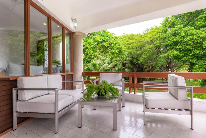 Matuk Beach House I Playacar 1
